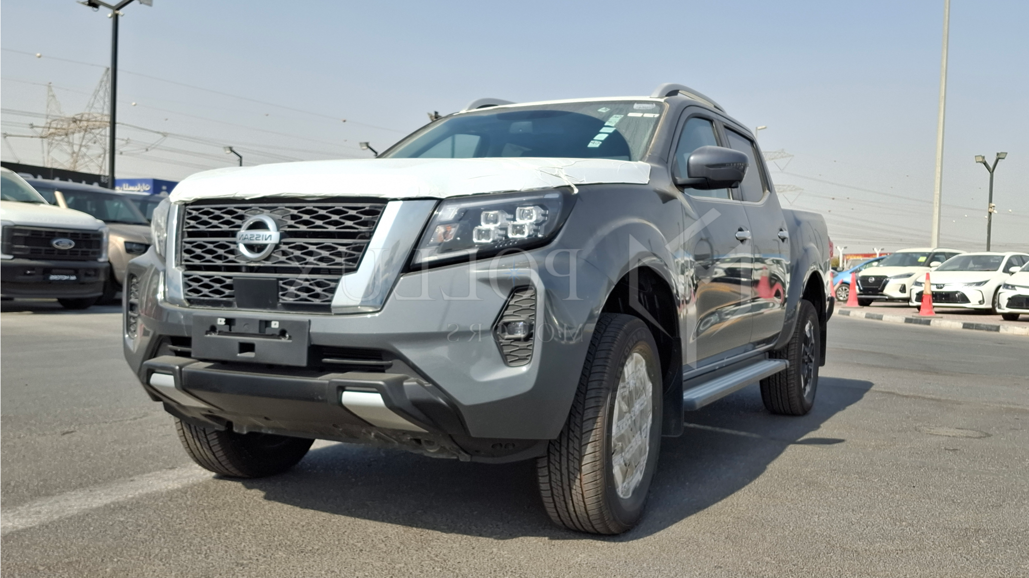 Nissan Navara petrol